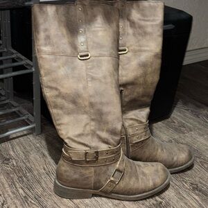 Brown Heeled Boots
